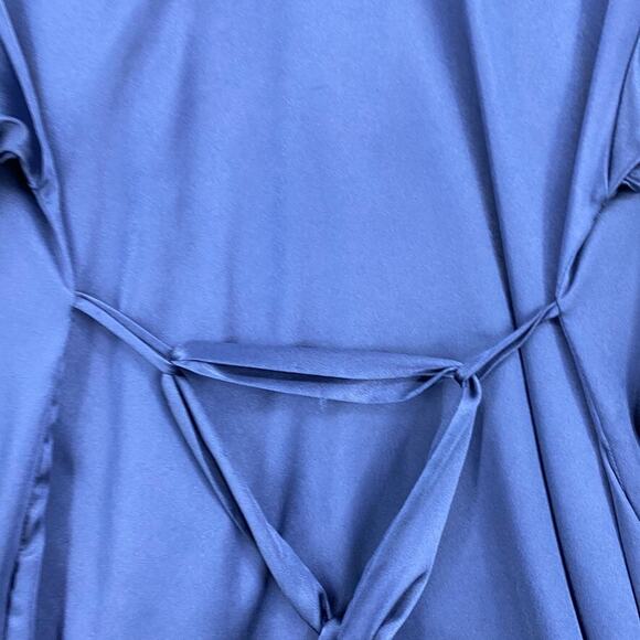 Victorias Secret Robe Womens Small/Medium Blue Silky Pockets Short Sleeve Tie - Picture 9 of 13